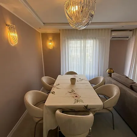 Appartement Seaside, Old City, Italian Border & Parking *