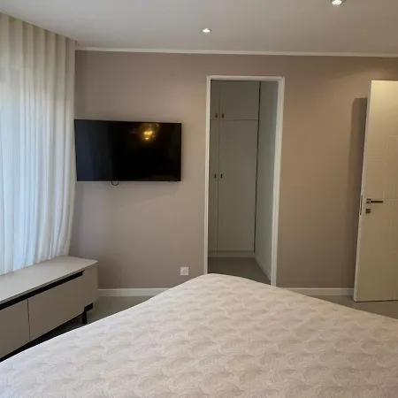 Appartement Seaside, Old City, Italian Border & Parking